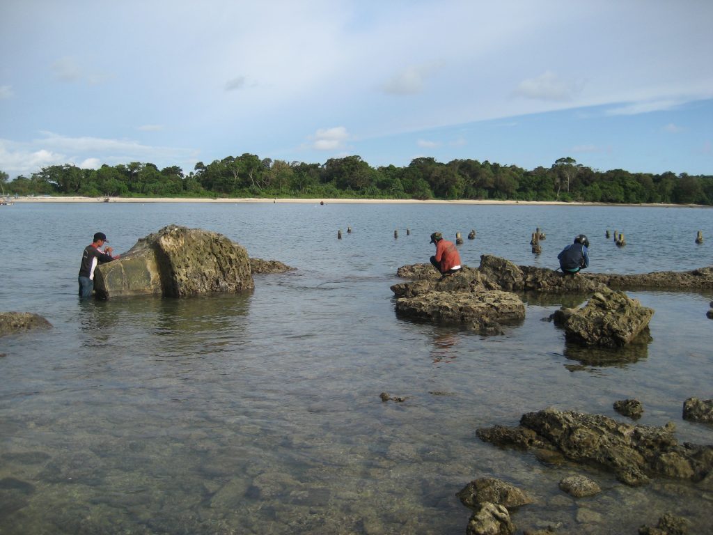 Mancing di Ujung Genteng